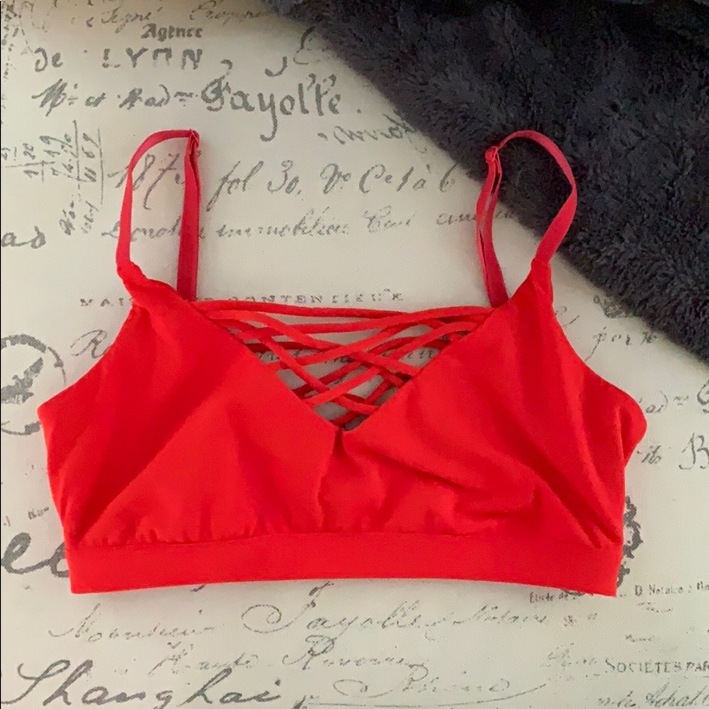 Red Fabletics Bra Size Medium